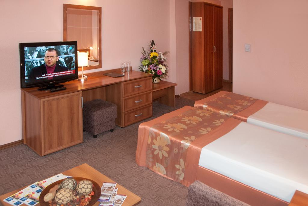 Hotel Real Plowdiw Zimmer foto